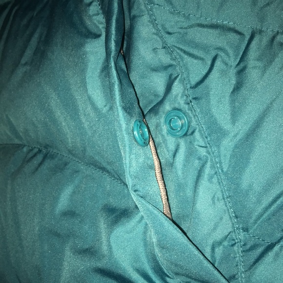 Land’s End Down Vest - Picture 6 of 11